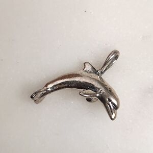 925 Sterling Silver Sighned Dolphin Pendant